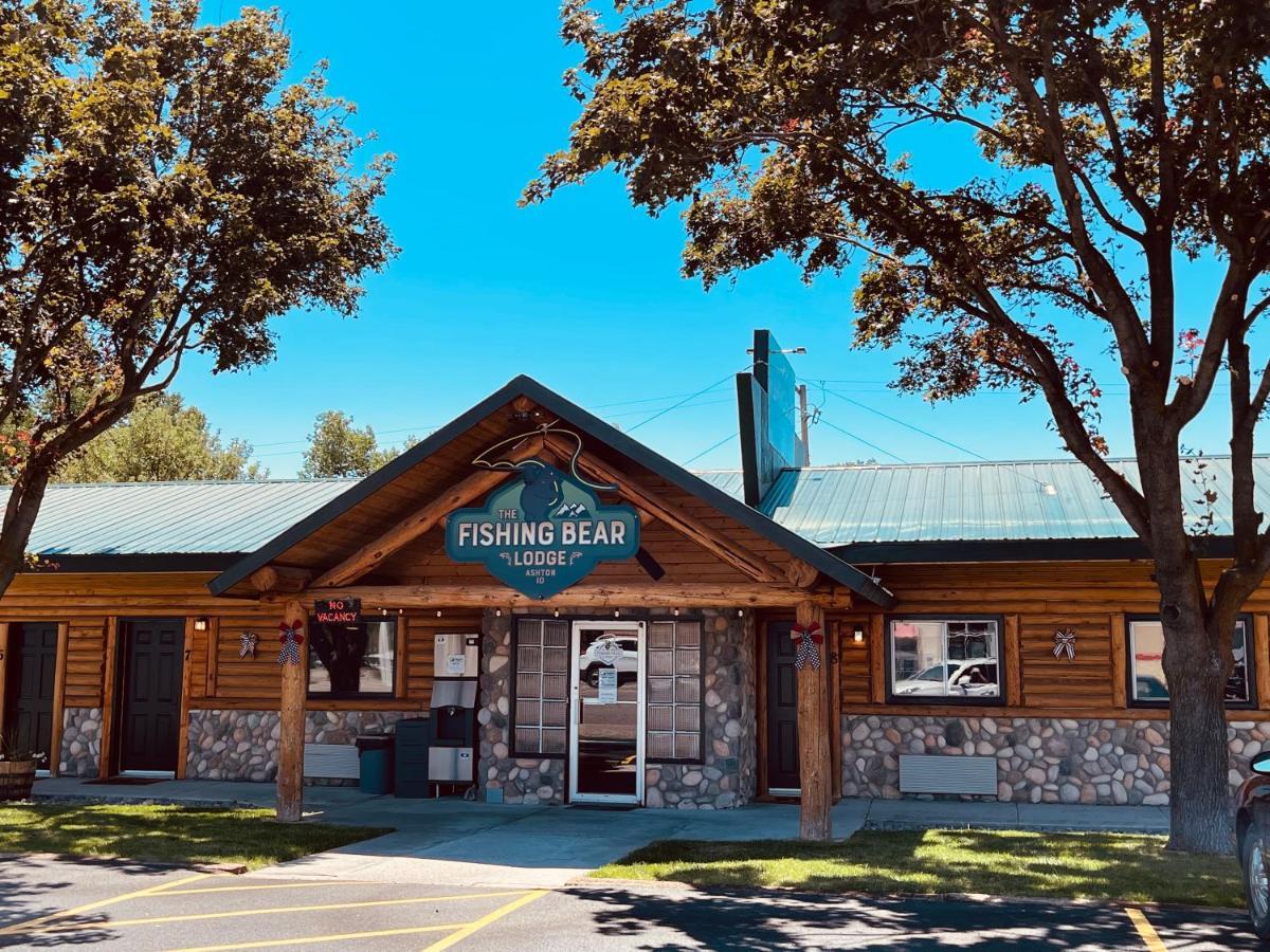 The Fishing Bear Lodge Ashton Exterior photo